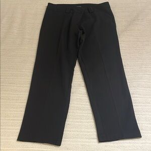 Elegant Black Dress Pants with Straight-Leg Design